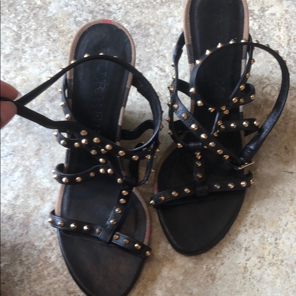 $595 Burberry stud sandal wedge size 38/8 EUC - Picture 3 of 8